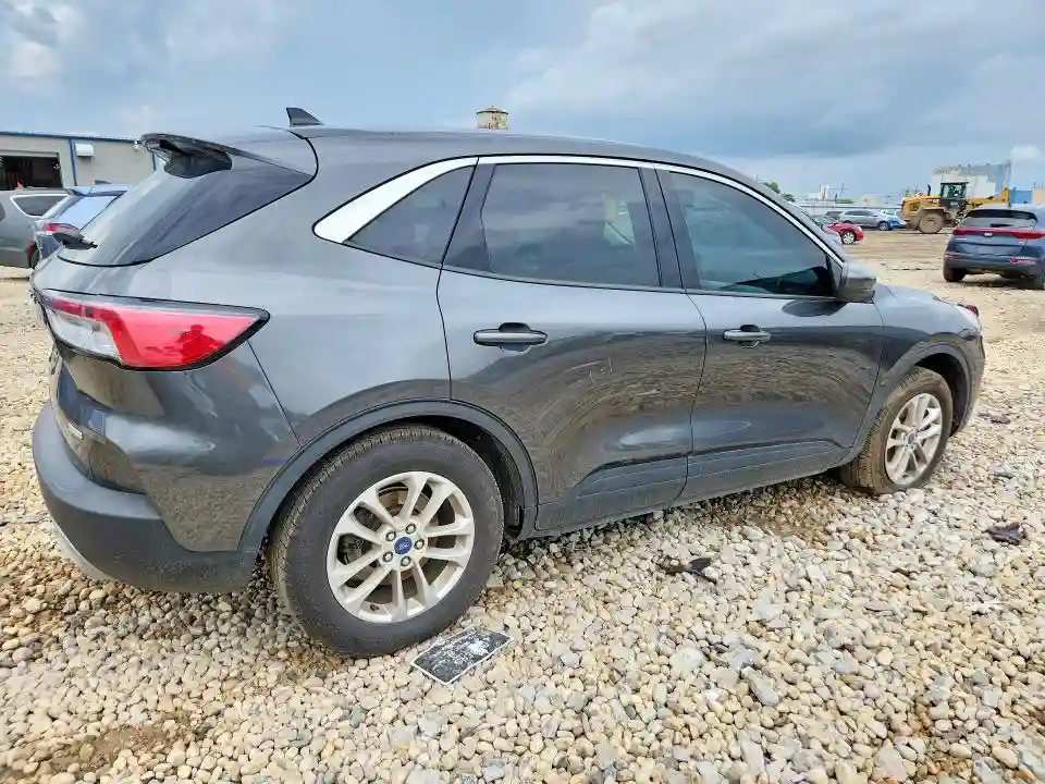 1FMCU0G60LUB72601 2020 FORD ESCAPE-2