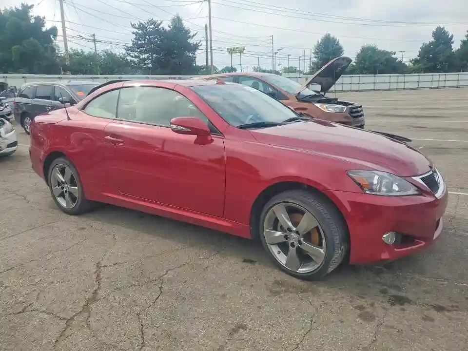 JTHFF2C26B2520632 2011 LEXUS IS-3