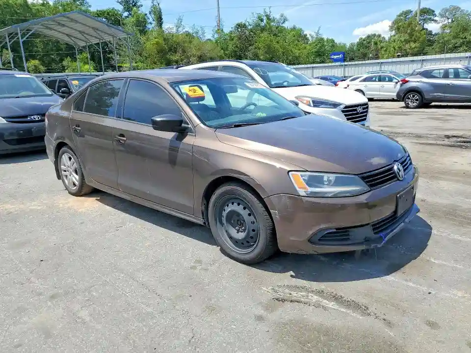 3VW2K7AJ4EM237126 2014 VOLKSWAGEN JETTA-3