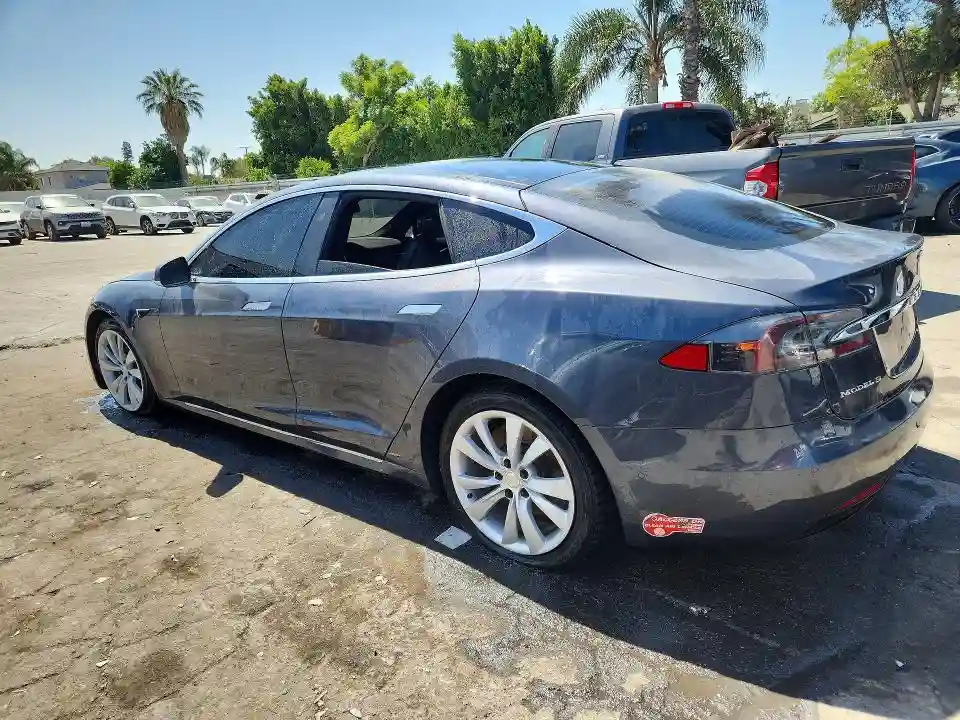 5YJSA1E27HF187787 2017 TESLA MODEL S-1