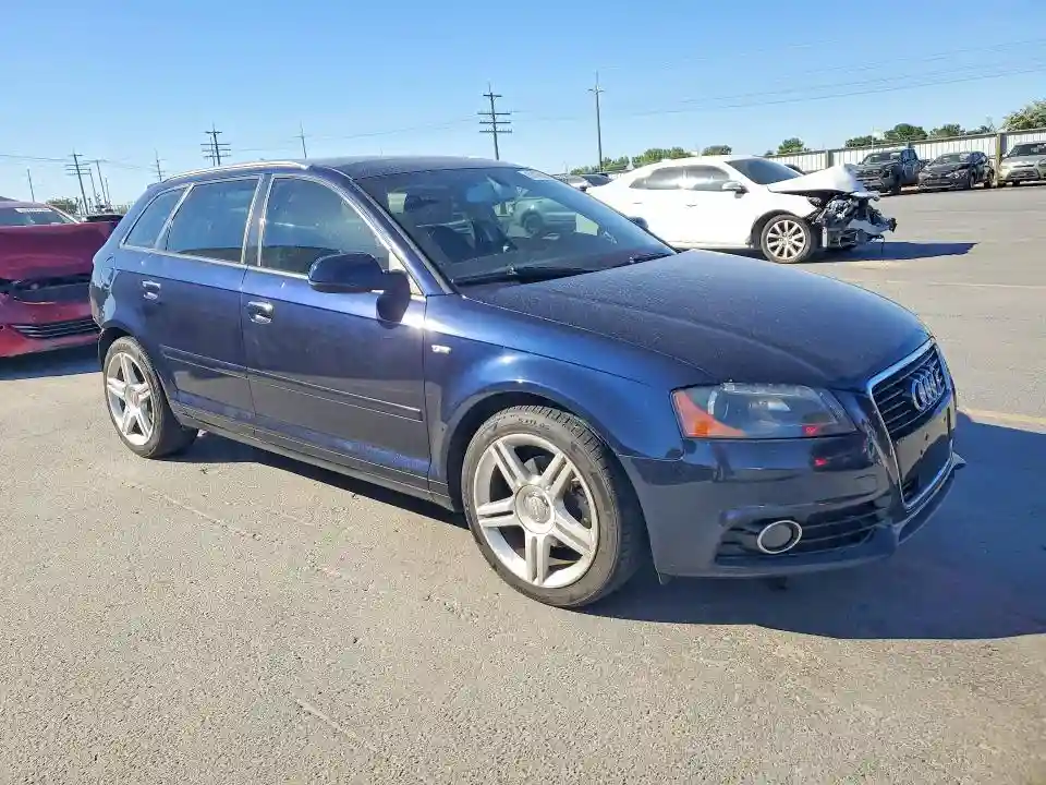 WAUKJAFM4DA022764 2013 AUDI A3-3
