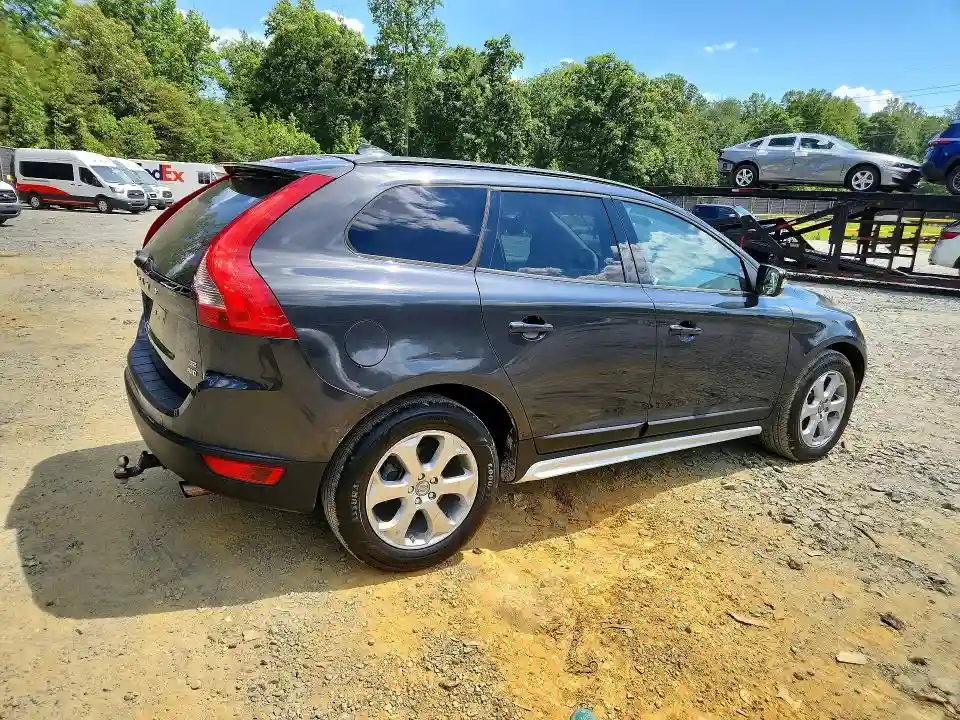 YV4982DZ6A2051199 2010 VOLVO XC60-2