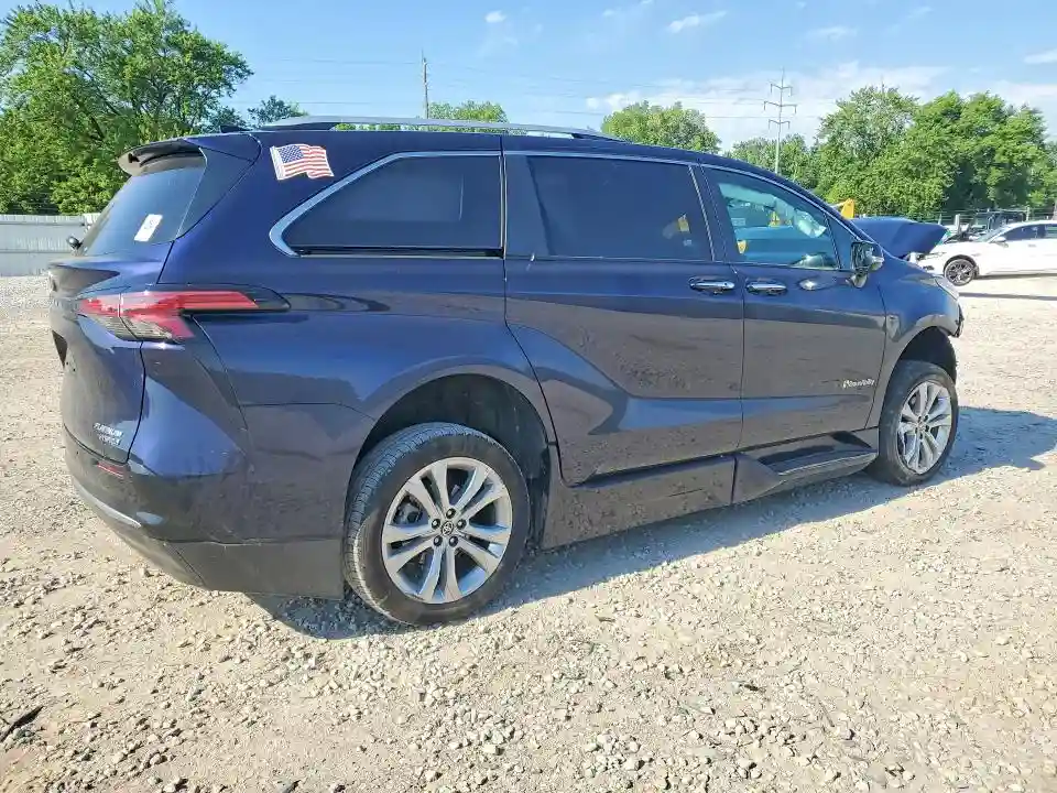 5TDERKEC0PS175415 2023 TOYOTA SIENNA-2