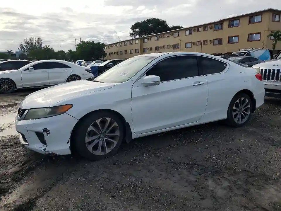 1HGCT1B8XDA003065 2013 HONDA ACCORD-0