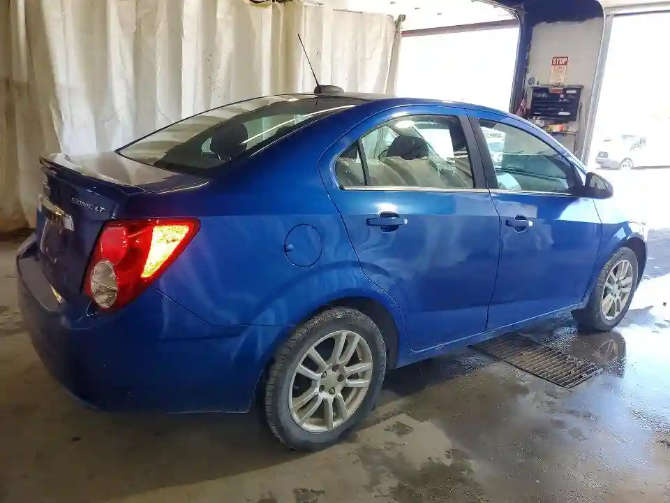 1G1JC5SH3G4152121 2016 CHEVROLET SONIC-2