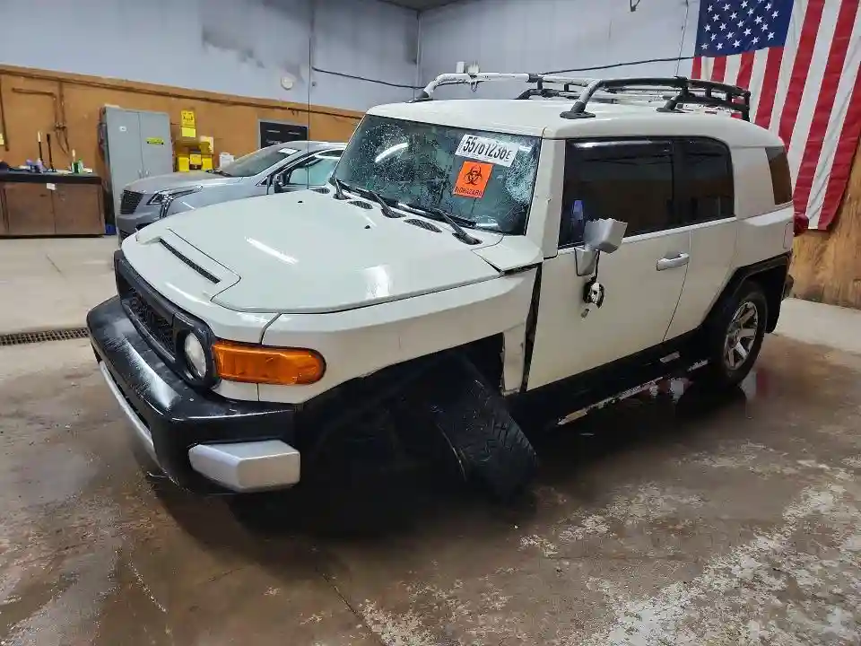 JTEBU4BF4EK187563 2014 TOYOTA FJ CRUISER-0
