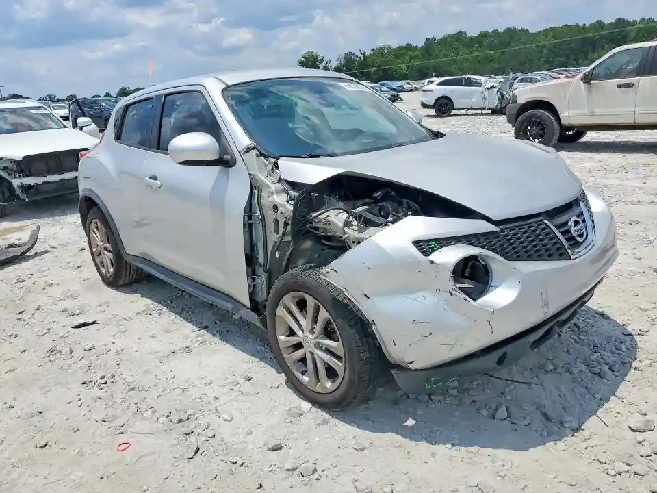 JN8AF5MR6DT210605 2013 NISSAN JUKE-3