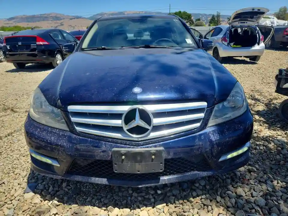 WDDGF5HB4DG105109 2013 MERCEDES-BENZ C-CLASS-4