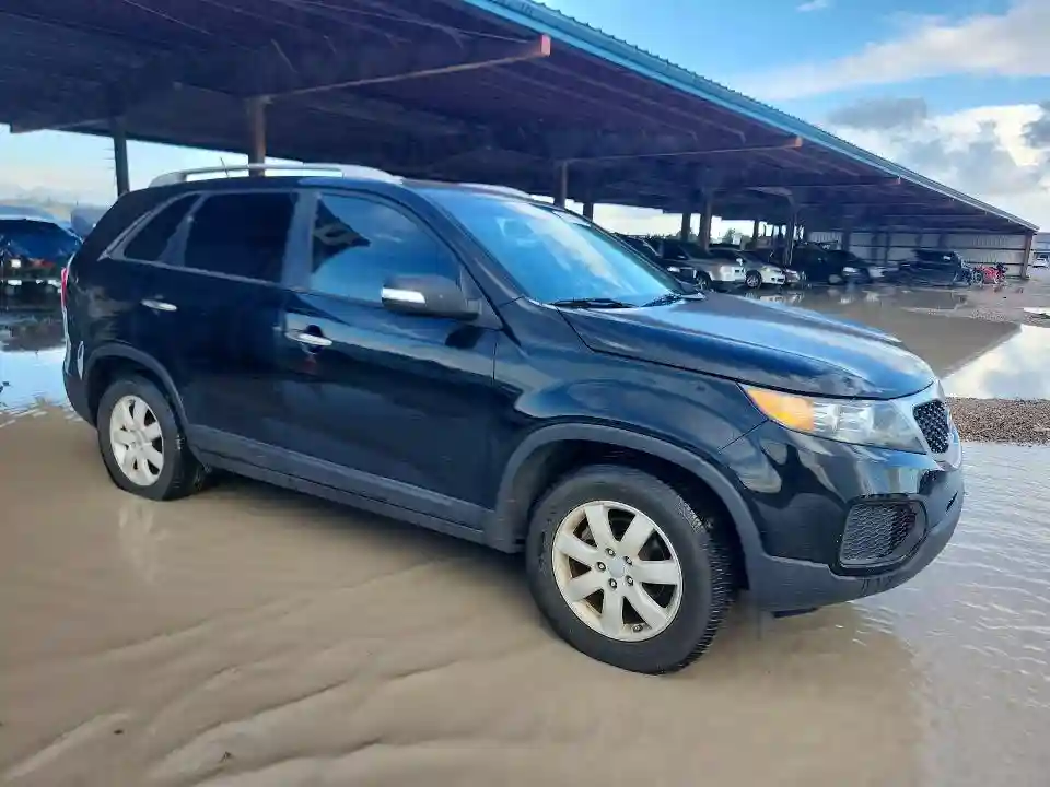 5XYKT4A28DG311487 2013 KIA SORENTO-3