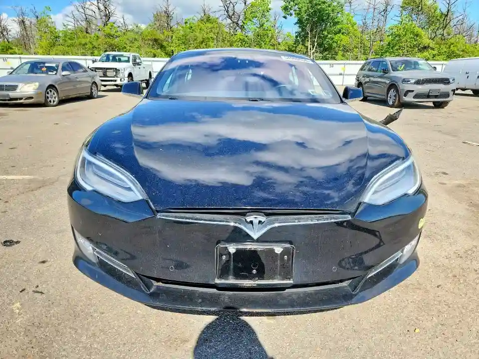 5YJSA1E20LF409367 2020 TESLA MODEL S-4