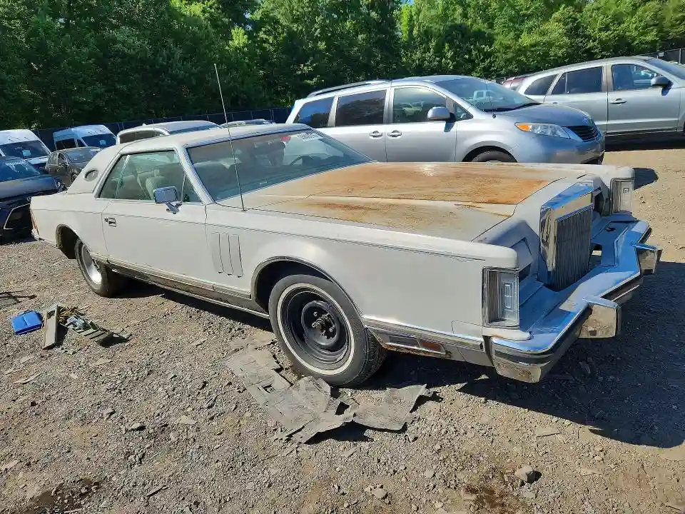 7Y89A943799 1977 LINCOLN CONTINENTL-3