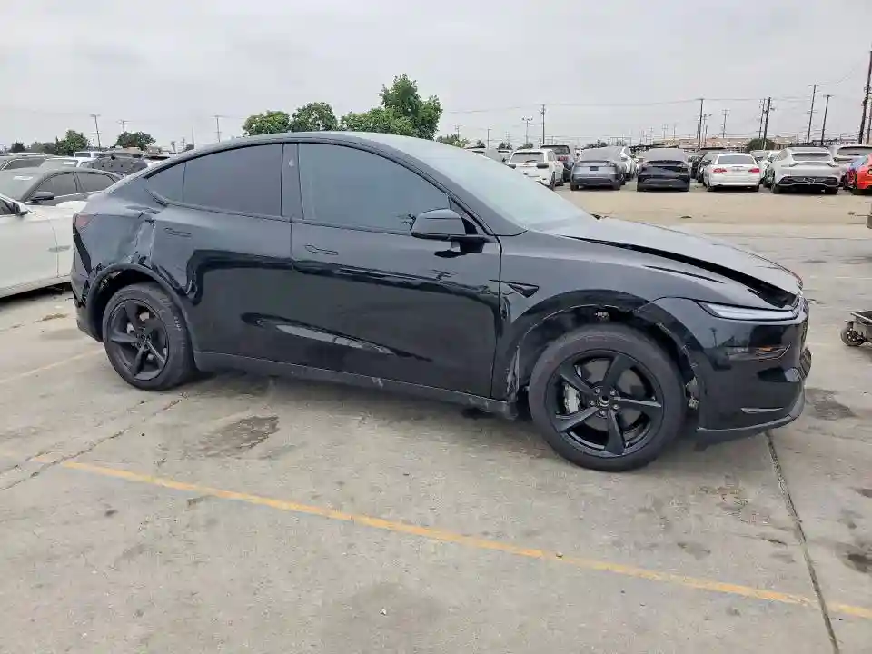 7SAYGDEE5TF373098 2026 TESLA MODEL Y-3