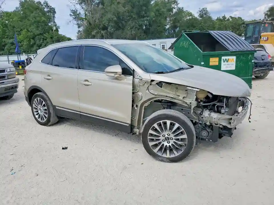 5LMCJ3C92HUL55271 2017 LINCOLN MKC-3