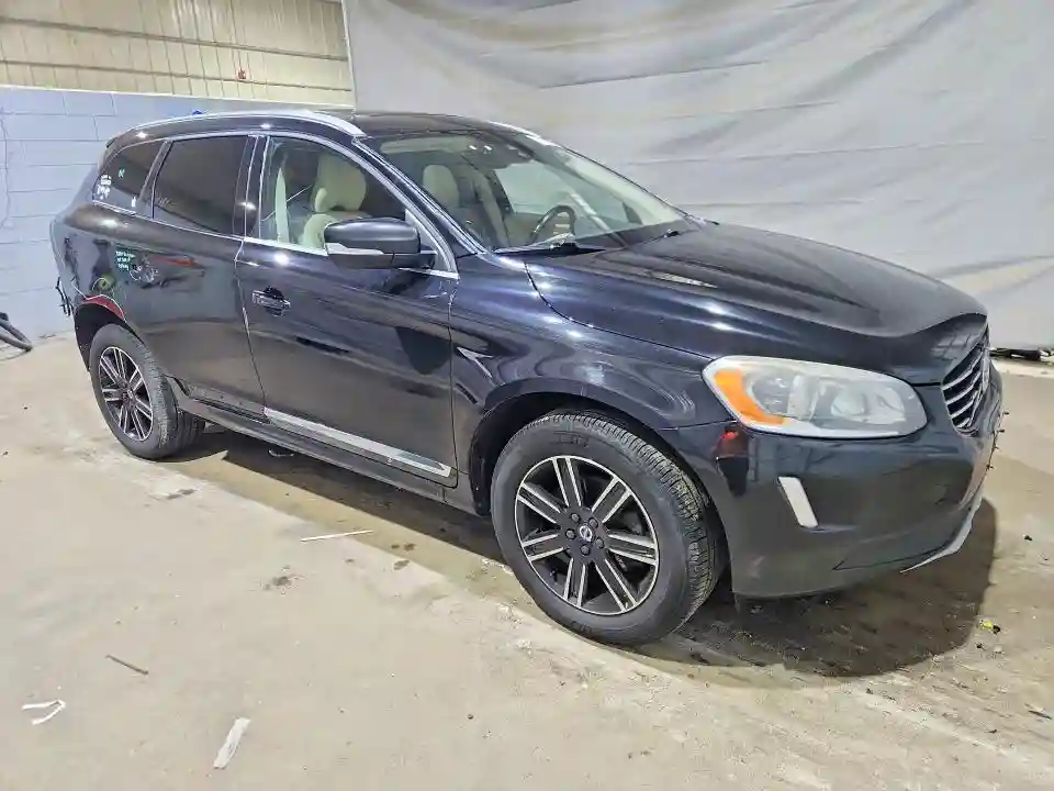 YV4612RK4G2808063 2016 VOLVO XC60-3
