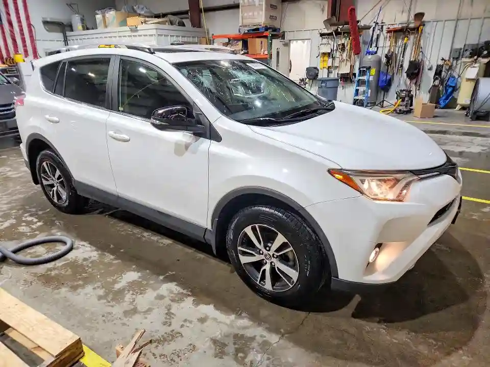 JTMRFREVXHD208986 2017 TOYOTA RAV4-3