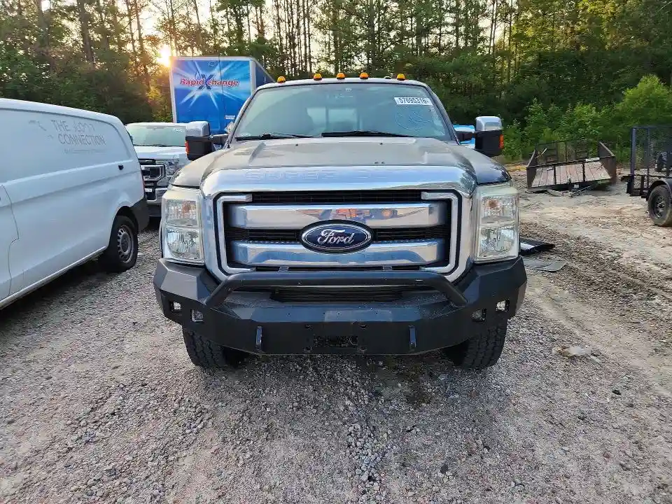 1FT8W3BT8BEA21985 2011 FORD F350-4
