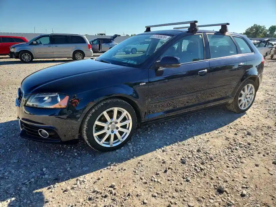 WAUPFAFM3BA129857 2011 AUDI A3-0