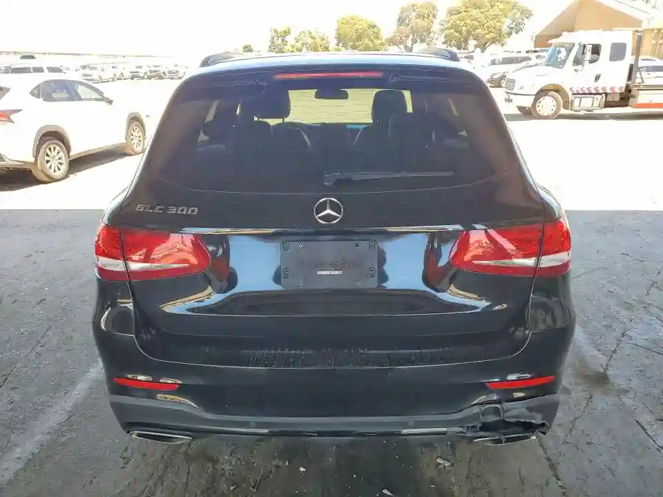 WDC0G4JB1JV023000 2018 MERCEDES-BENZ GLC-CLASS-5