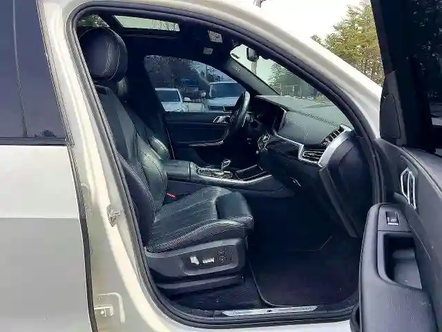 5UXCR6C07LLL75726 2020 BMW X5-4