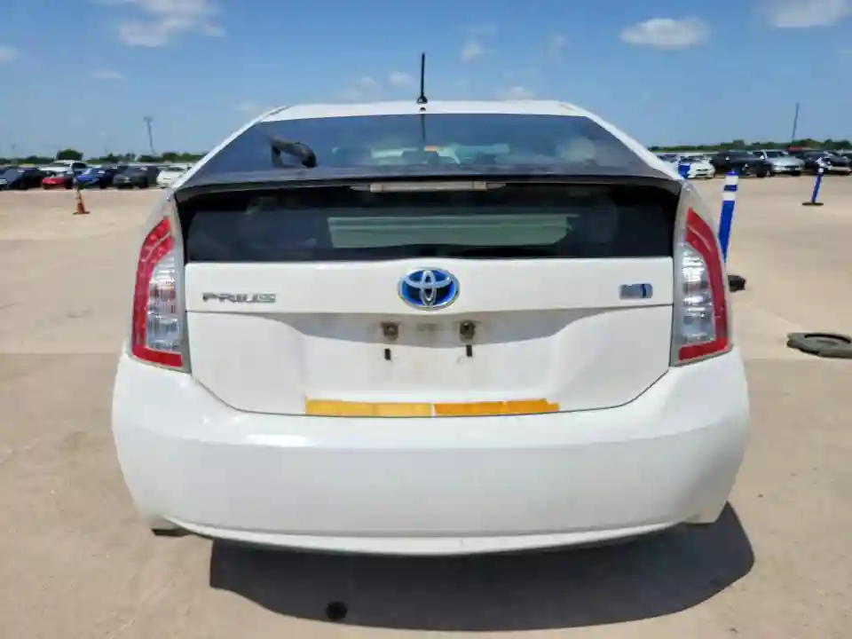 JTDKN3DU6C1582385 2012 TOYOTA PRIUS-5
