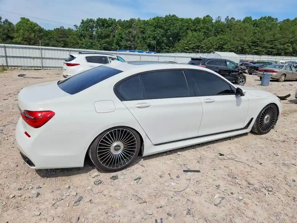WBA7E2C59GG548029 2016 BMW 7 SERIES-2