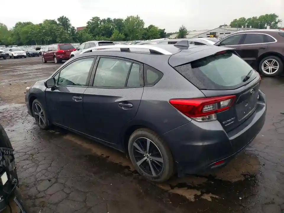 4S3GTAD61M3707218 2021 SUBARU IMPREZA-1