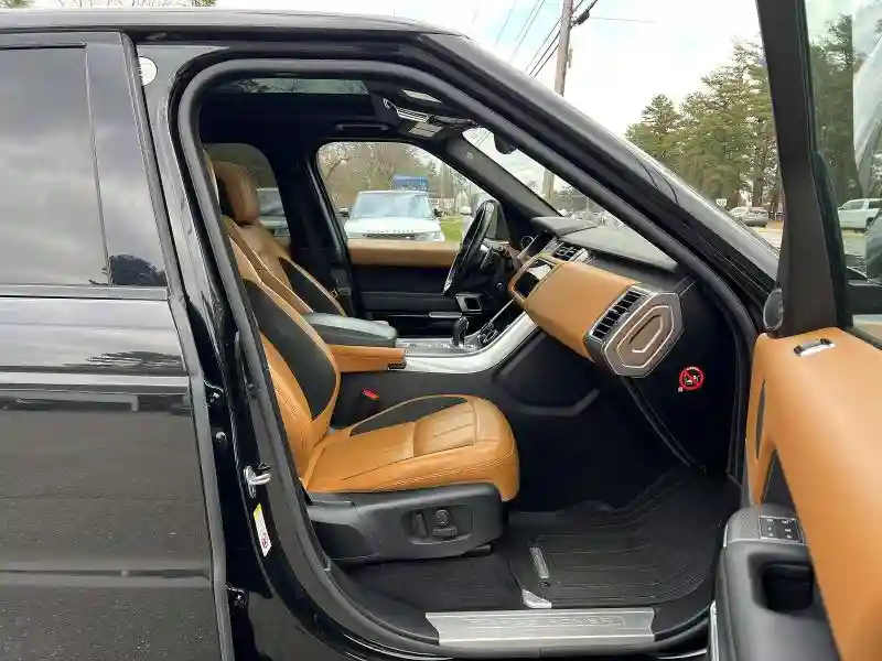 SALWR2RE3KA819794 2019 LAND ROVER RANGEROVER-4