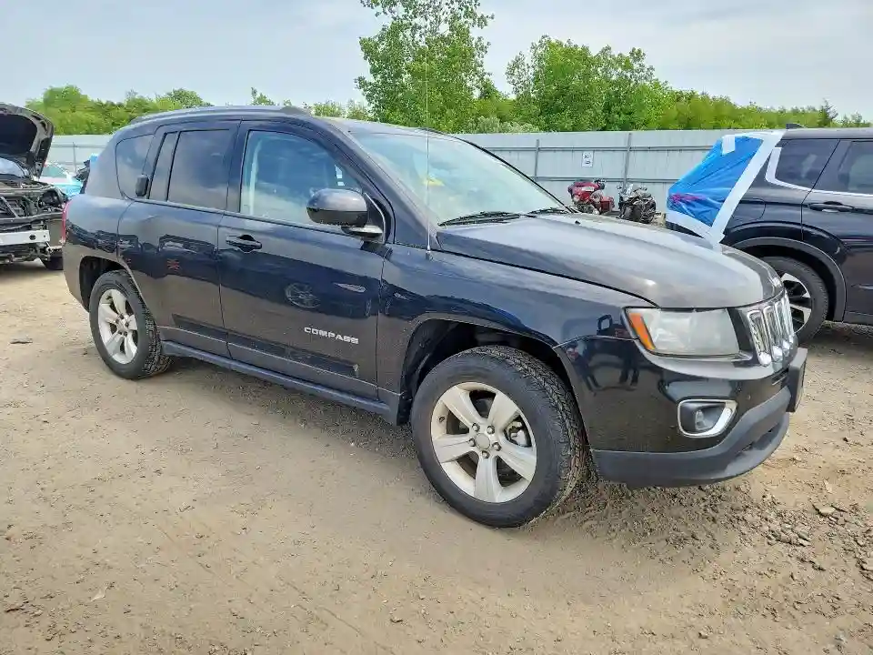 1C4NJDEB7FD215185 2015 JEEP COMPASS-3