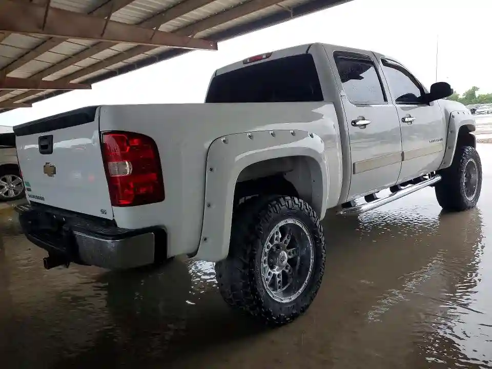 3GCPCREA1BG217308 2011 CHEVROLET SILVERADO-2