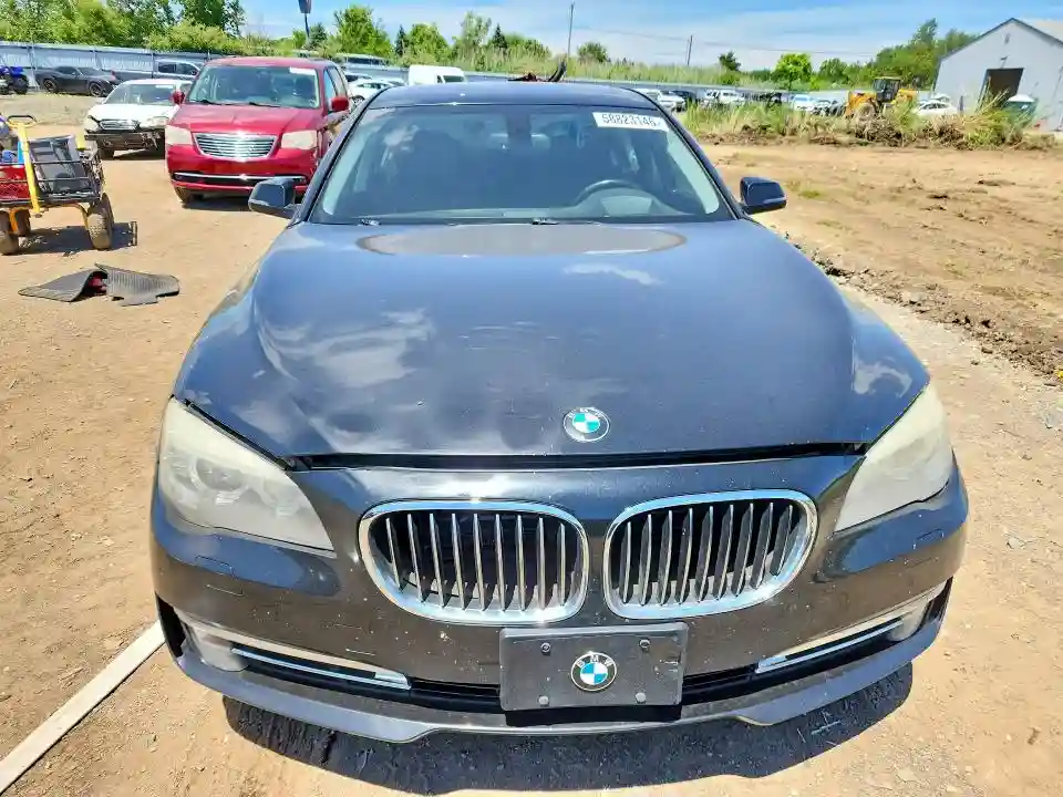 WBAYF8C52DD140067 2013 BMW 7 SERIES-4