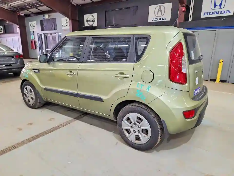 KNDJT2A54D7523178 2013 KIA SOUL BASE-1