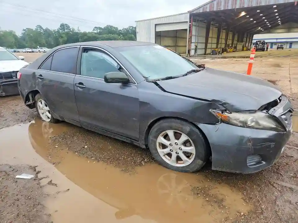 4T1BF3EK1BU761825 2011 TOYOTA CAMRY-3