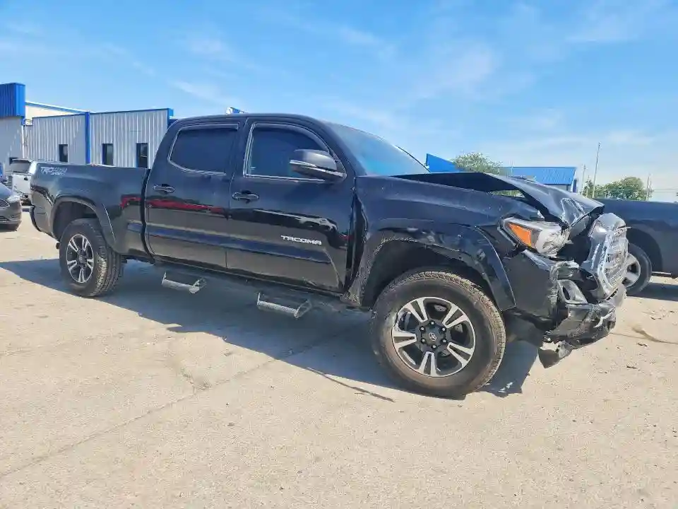 3TMDZ5BN4HM028048 2017 TOYOTA TACOMA-3