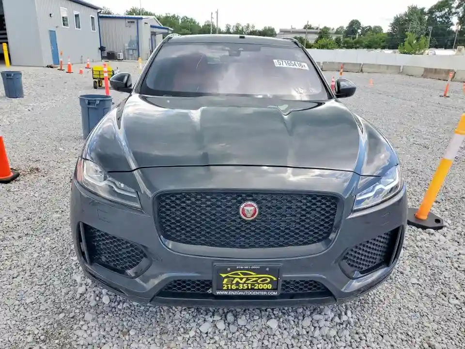 SADCM2FV3JA289861 2018 JAGUAR F-PACE-4