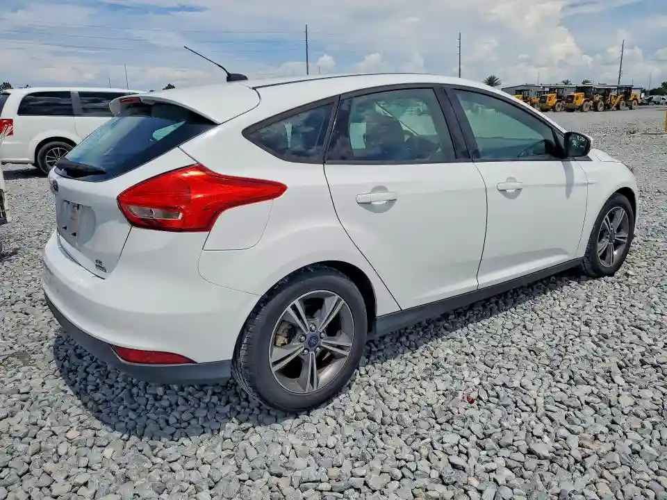 1FADP3KE9GL211302 2016 FORD FOCUS-2