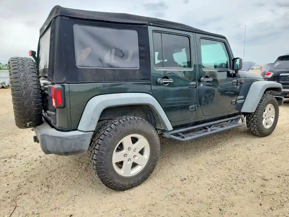 1C4BJWDG3CL100399 2012 JEEP WRANGLER-2