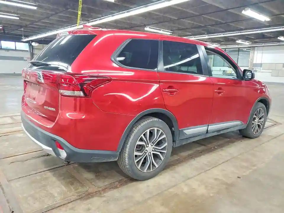 JA4AZ3A31JZ057013 2018 MITSUBISHI OUTLANDER-2