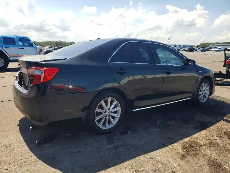 4T1BD1FK9DU090996 2013 TOYOTA CAMRY SOLA-2