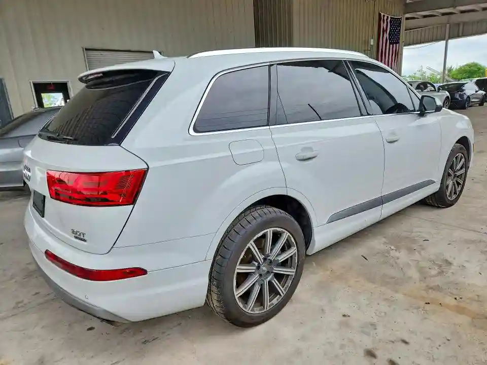 WA1VAAF7XHD021109 2017 AUDI Q7-2