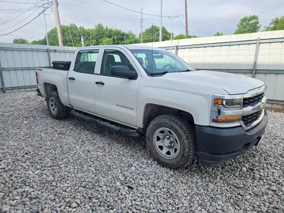3GCUKNEC8JG359945 2018 CHEVROLET SILVERADO-3