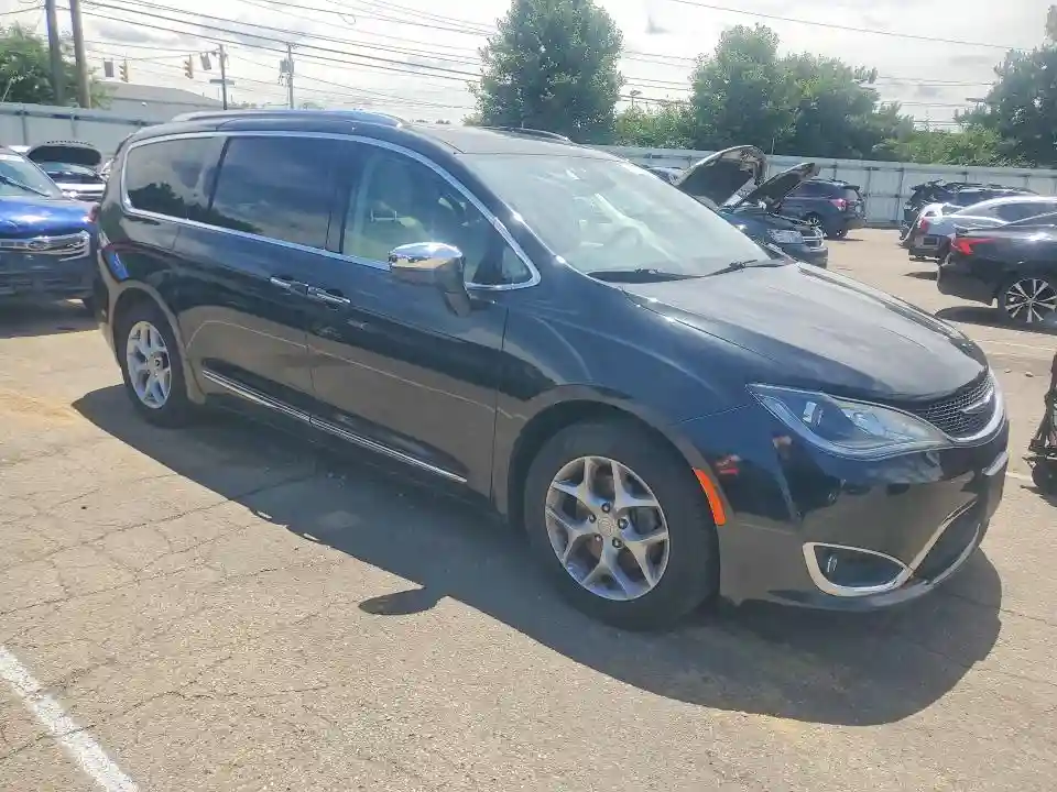 2C4RC1GG3KR731439 2019 CHRYSLER PACIFICA-3
