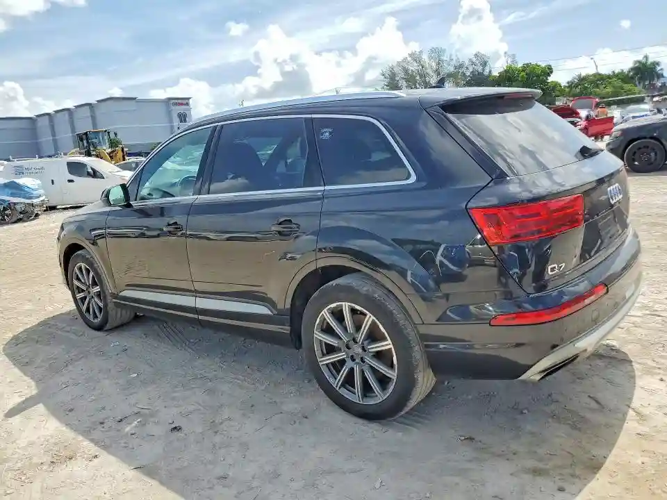 WA1AAAF78KD001897 2019 AUDI Q7-1