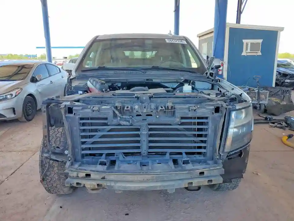 1GNSKHKC4KR195809 2019 CHEVROLET SUBURBAN-4