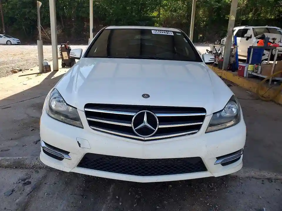 WDDGF4HB2ER309293 2014 MERCEDES-BENZ C-CLASS-4