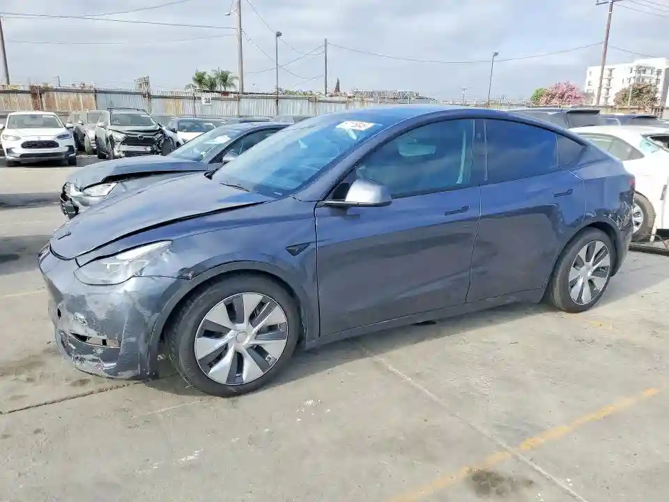 7SAYGDEE4PF789875 2023 TESLA MODEL Y-0