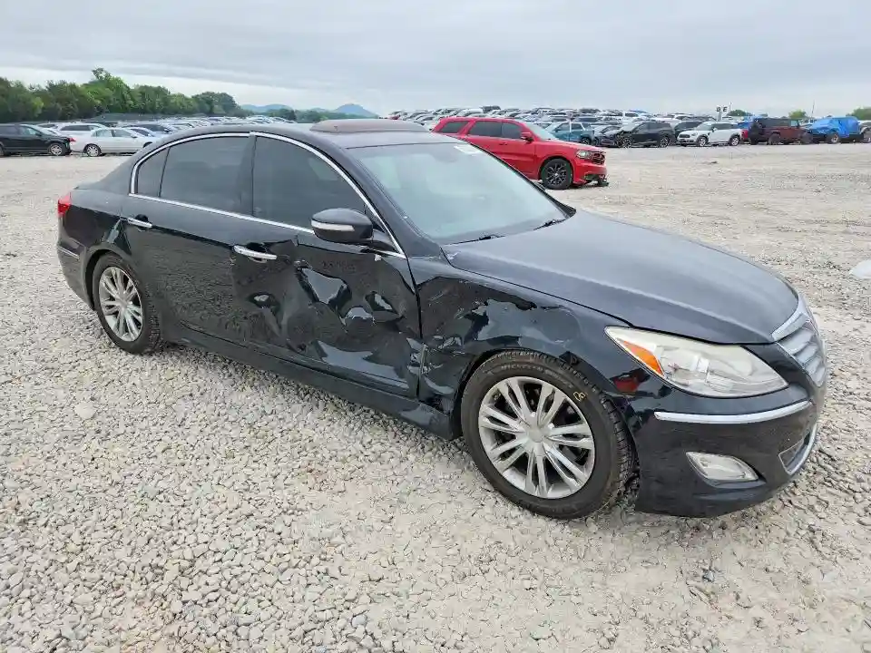 KMHGC4DD3DU241099 2013 HYUNDAI GENESIS-3