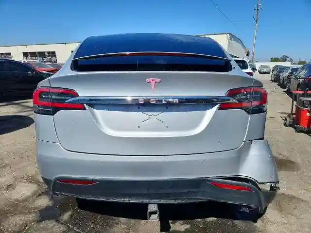 5YJXCBE25GF024933 2016 TESLA MODEL X-5