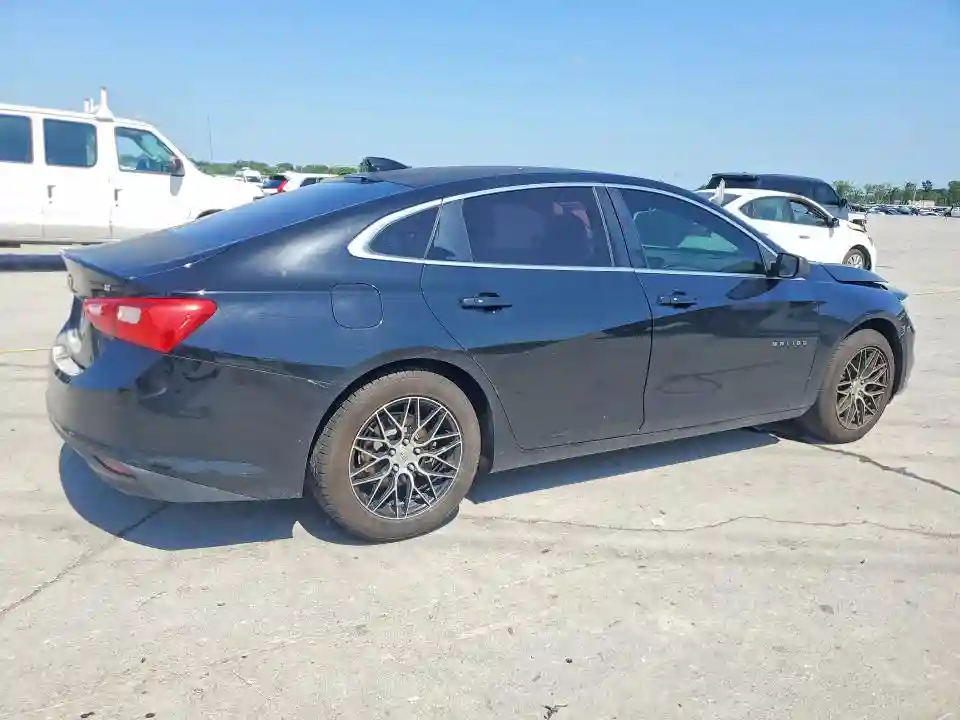 1G1ZE5ST2HF150111 2017 CHEVROLET MALIBU-2
