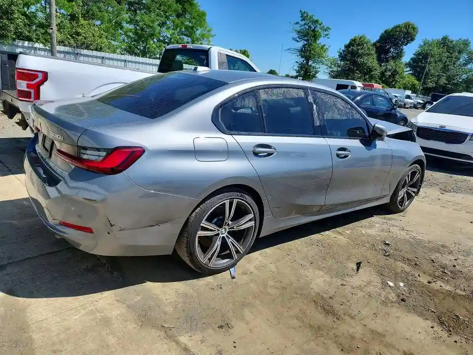3MW89FF08P8D09733 2023 BMW 3 SERIES-2