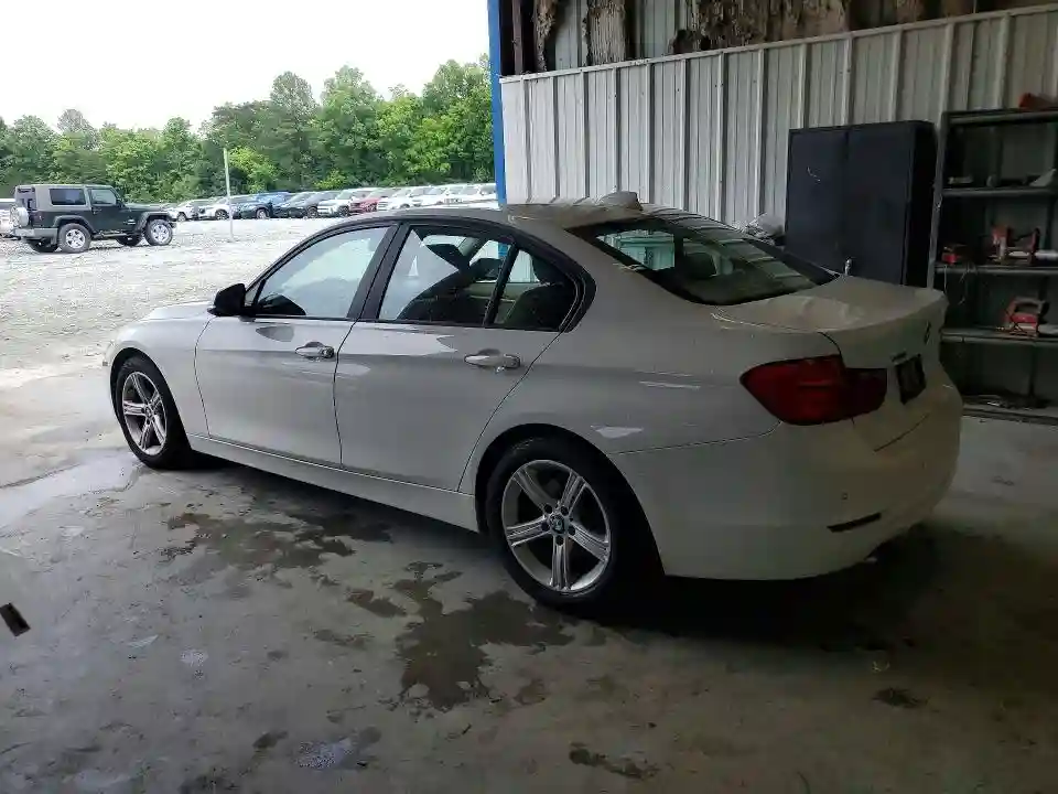 WBA3B3C58EJ977353 2014 BMW 3 SERIES-1